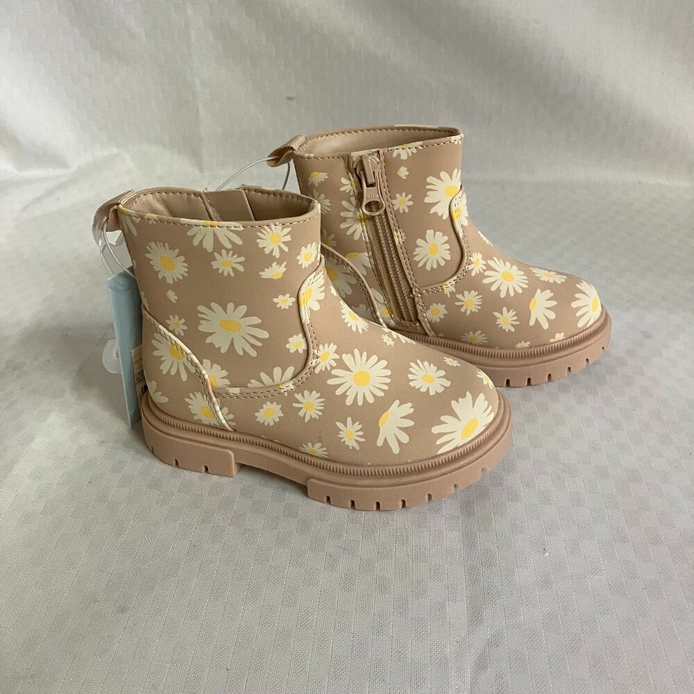 Cat & Jack Toddler Girls' Size 7 Beige Flora Side Zipper Booties Leather - Picture 1 of 7